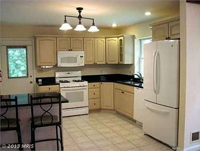 5th image of 8149 Briar Creek Dr