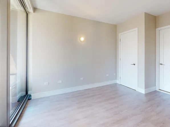 237 East 34th Street image 8 of 27