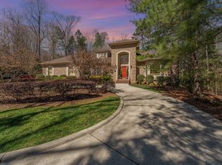 10210 Governors Dr, Chapel Hill, NC 27517