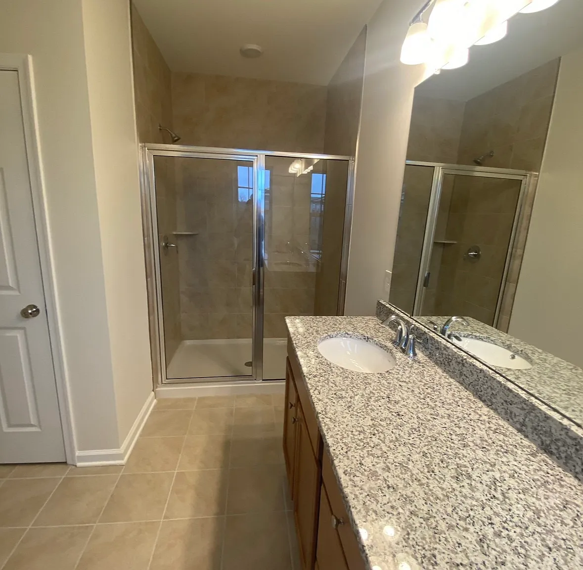 2 bed, 1650 sqft, $3,395 — Photo 3