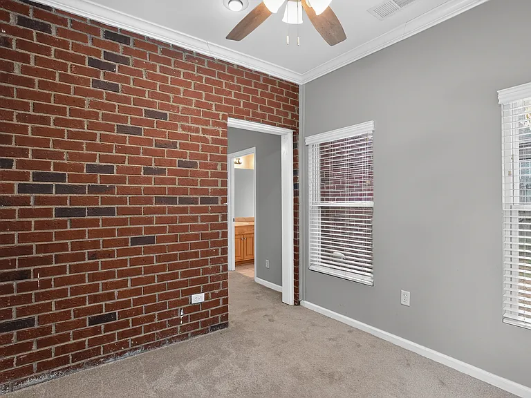 265 Oxmoor Pl — Photo 11