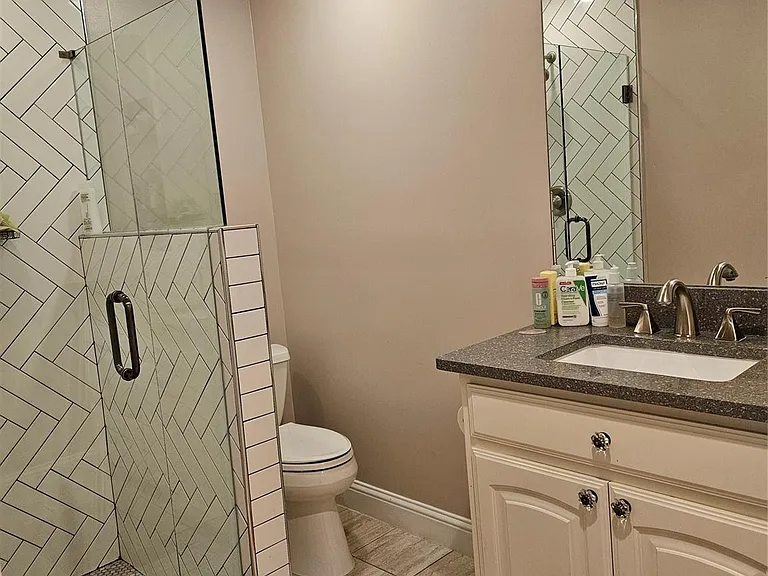 5217 Glen Canyon Rd — Photo 12