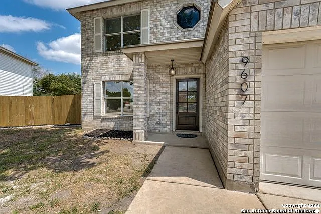 9607 Chase Point — Photo 3