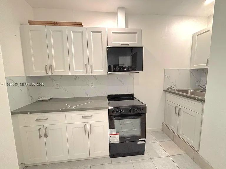 14402 SW 111th St — Photo 7