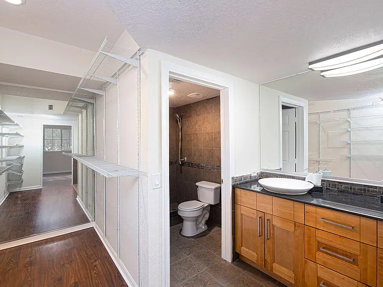 2400 Centergate Dr #202 — Photo 20