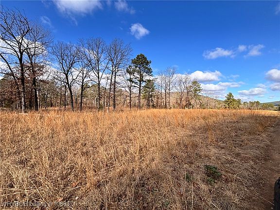 4th image of 6 W Hartford Rd