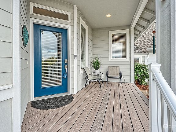 3rd image of 3434 Bridlewood Court