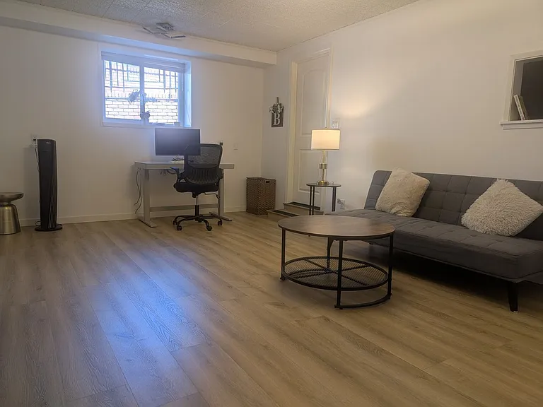 18522 Madison Ave — Photo 6