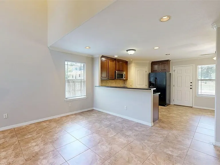 454 Chimney Hill Dr — Photo 7