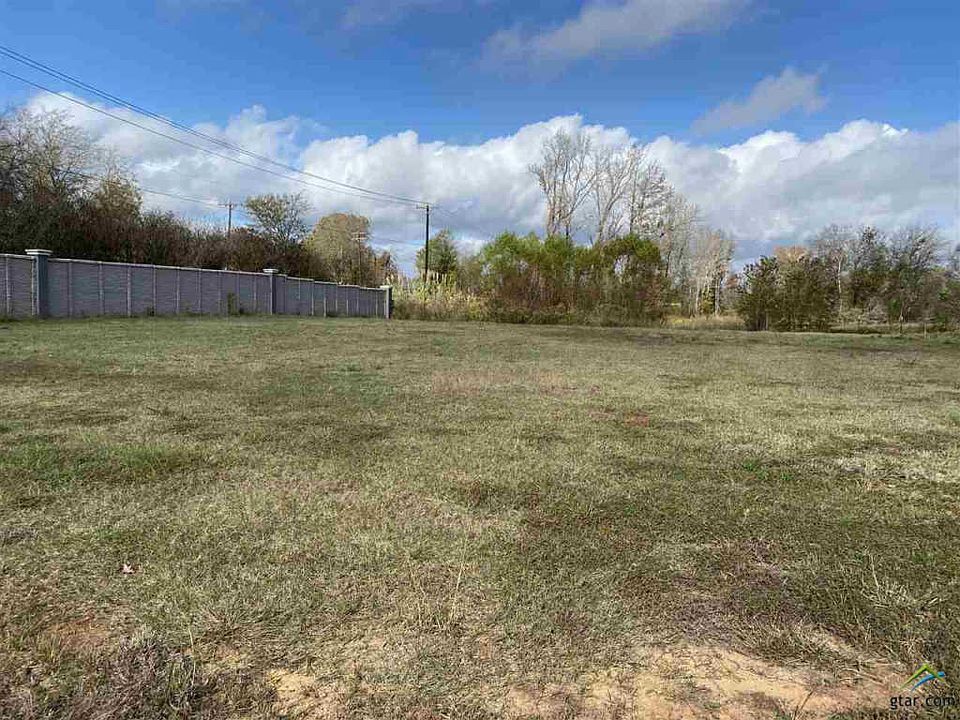 1st image of 105 Heritage Way