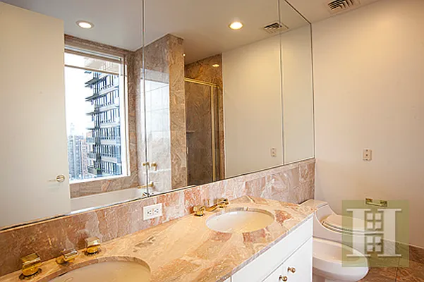 Rented by Halstead Real Estate | media 34