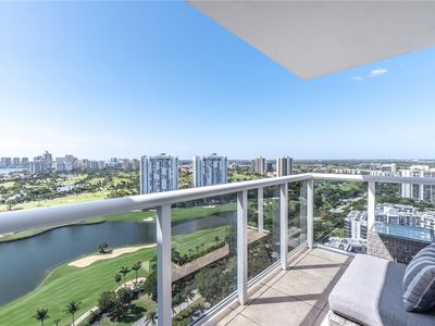 3625 N Country Club Dr #PENTHOUSE 9, Aventura, FL, 33180