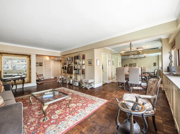 35 Park Avenue image 3 of 13