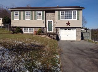 110 Ridgepark Dr, Beckley, WV 25801