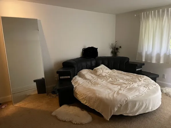 194 NE 20th Dr, Hillsboro, OR 97124