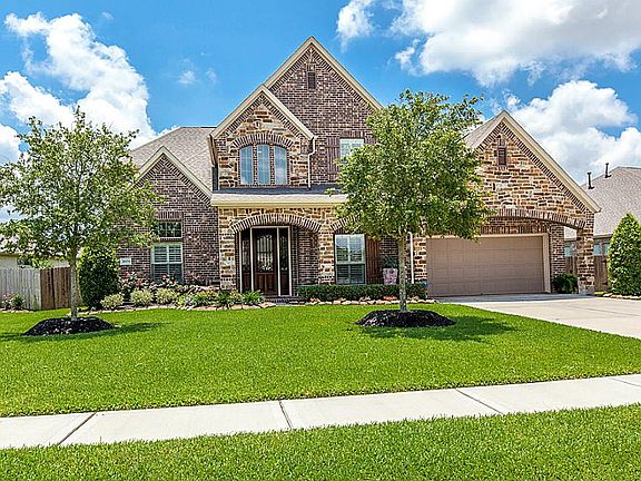 2nd image of 4604 Miramar Dr