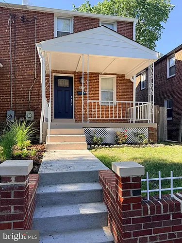 632 Faraday Pl NE Photo 1