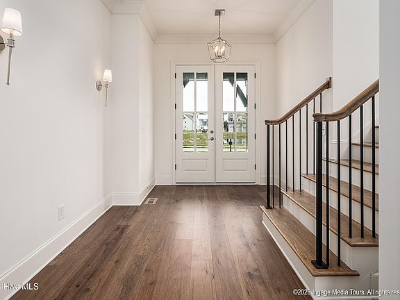 4th image of 16 Pinewood Cove
