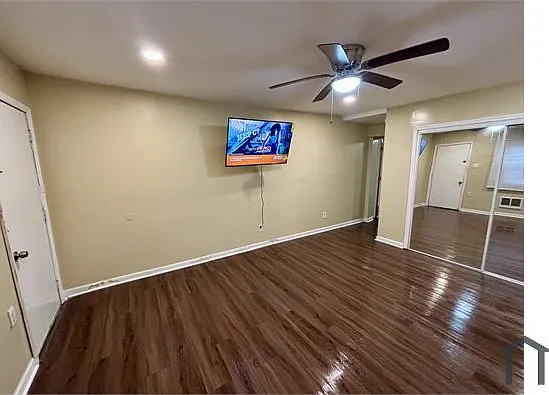 6043 Wister St #1F — Photo 6