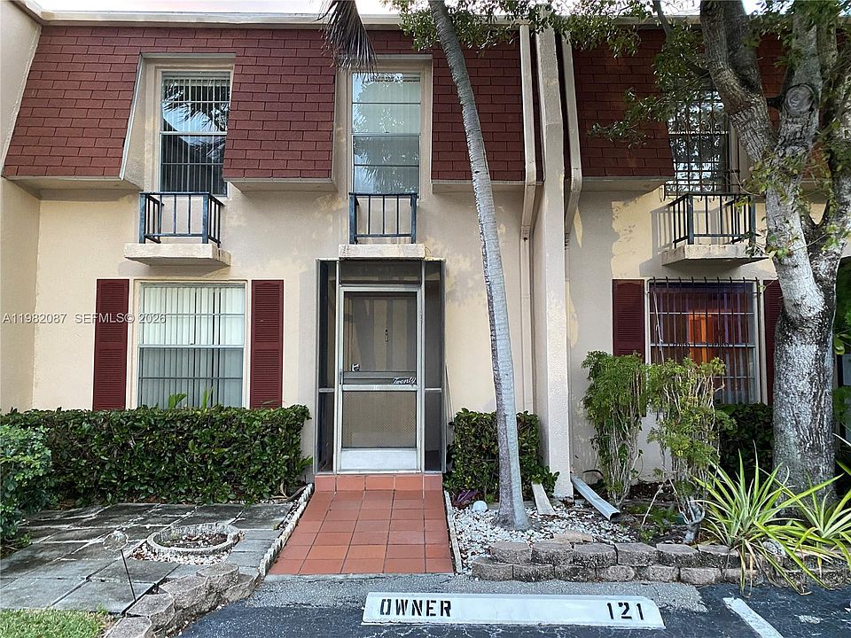 1st image of 1951 Atlantic Shores Blvd APT 20