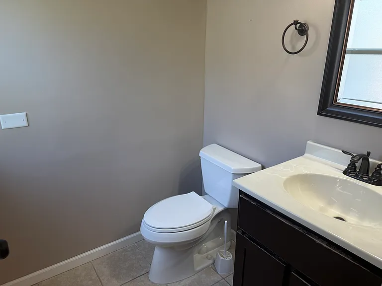23639 W Chicago St — Photo 10