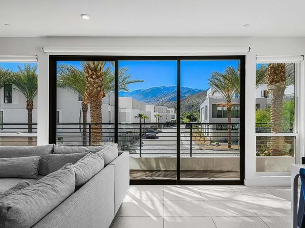 164 Cameron Center Dr, Palm Springs, CA 92264