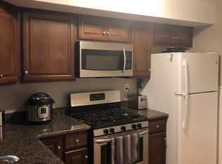 688A Rose Hollow Dr, Yardley, PA 19067