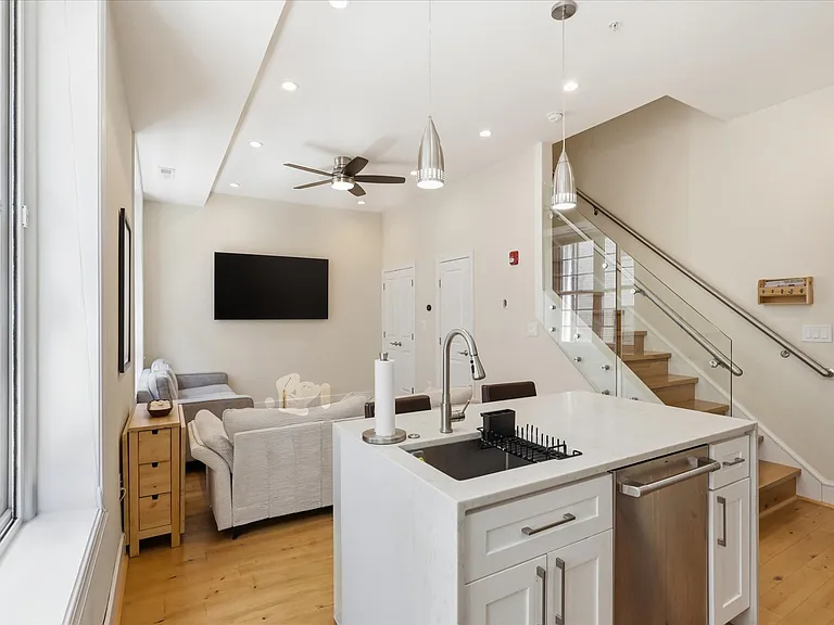 625 Park Rd NW #108 — Photo 11