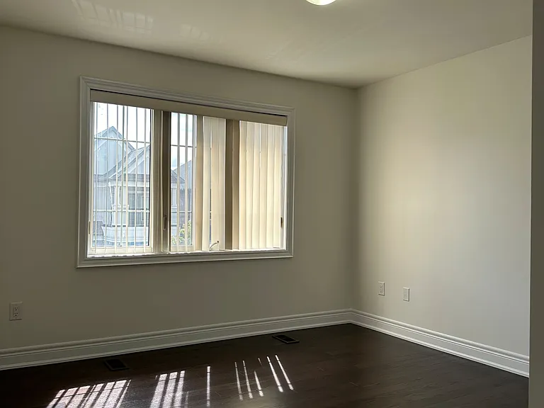 9 Lyle Way — Photo 12