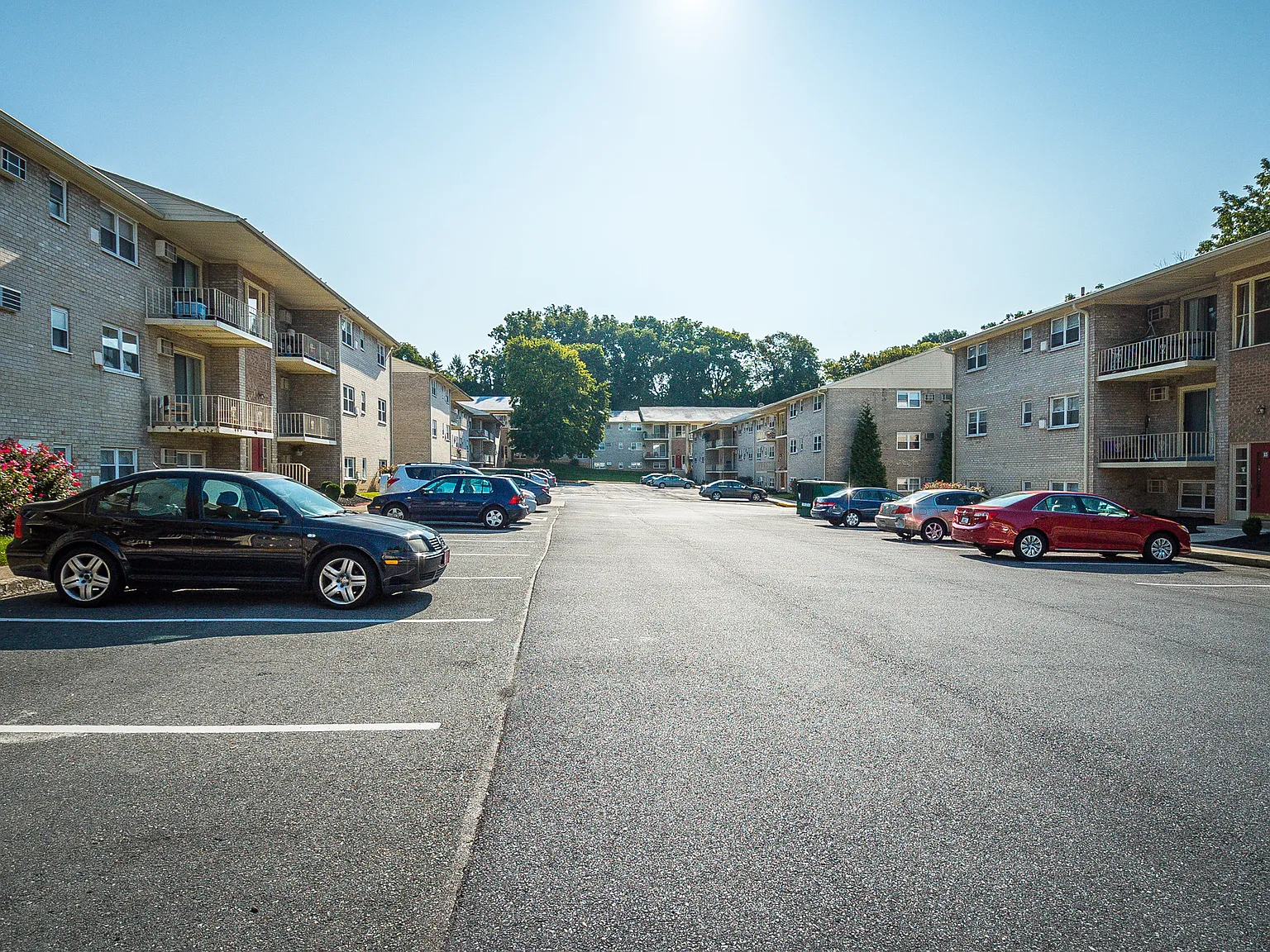 Parkview Apartments — Photo 1