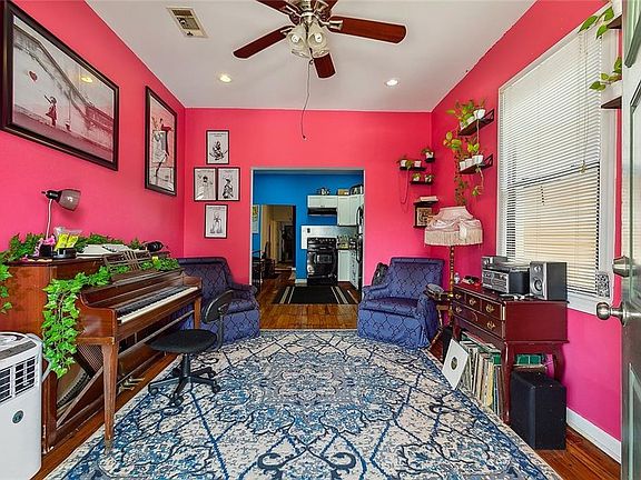 3rd image of 1713-15 Desire St