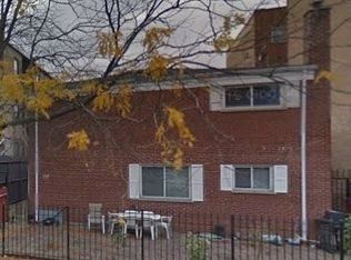 6122 N Winthrop Ave, Chicago, IL 60660
