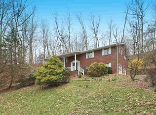 310 Teays Mdws, Scott Depot, WV 25560