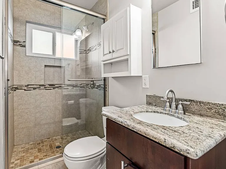 761 San Carlos Ave — Photo 17