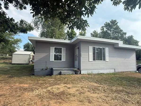 303 Reuter St, Park Hills, MO 63601