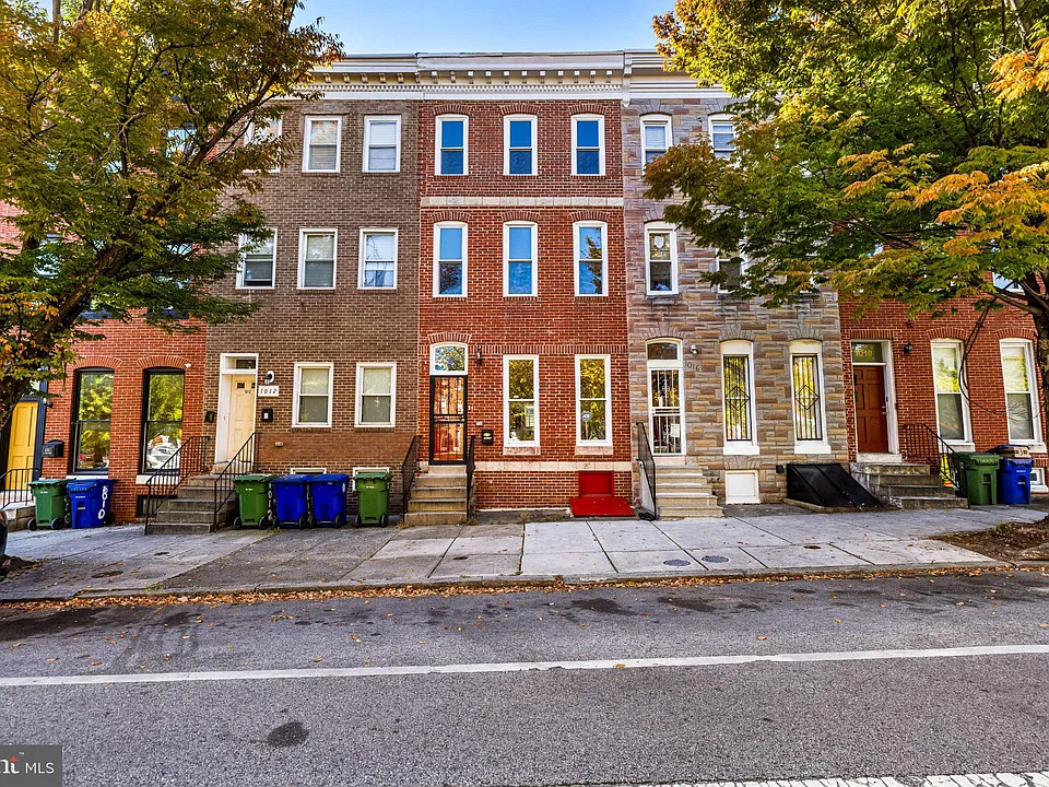 1014 N Broadway
