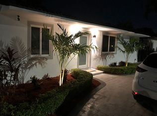 300 SW 61st Ave, Miami, FL 33144