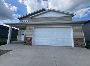 1612 6th Ave NE, Dilworth, MN 56529