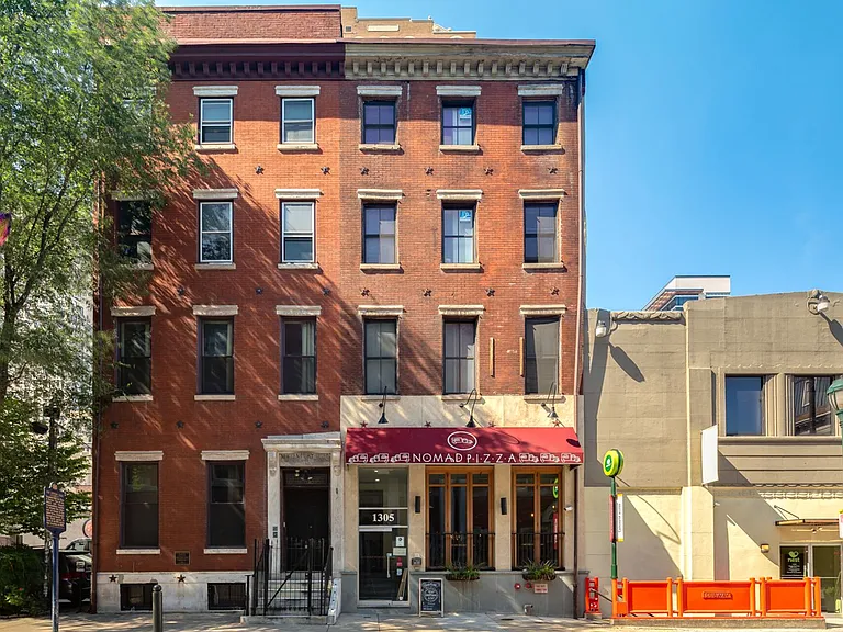 1305 Locust St — Photo 9