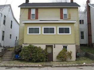 211 Bridgeport St, Mount Pleasant, PA 15666