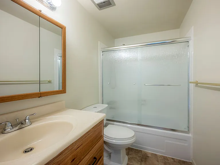 17123 NE 31st Pl — Photo 13