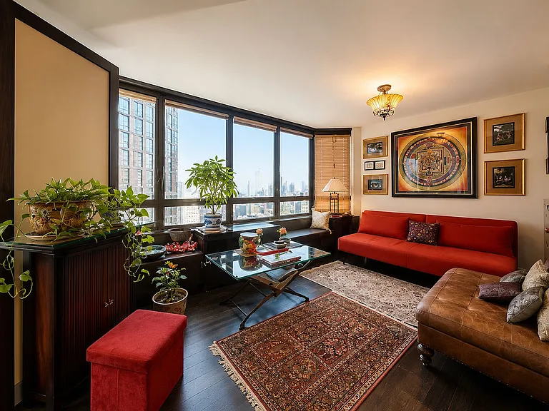 630 1st Ave #34E — Photo 8