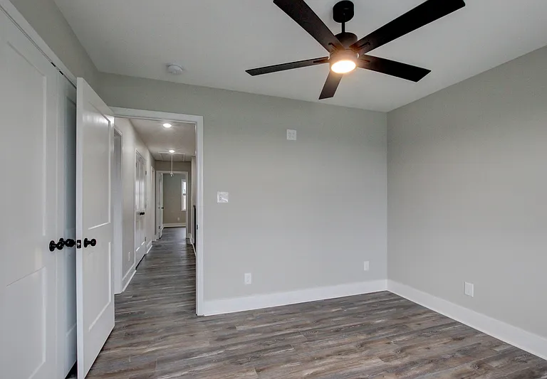 128 Riverbend Dr — Photo 71