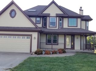 32676 Mission Belleview Rd, Louisburg, KS 66053