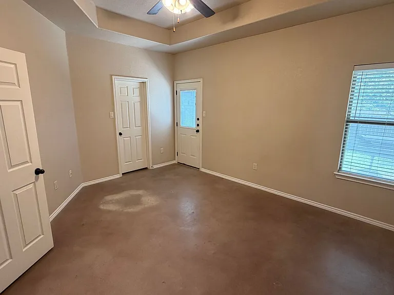 708 Saengerhalle Rd — Photo 13