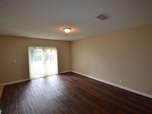3rd image of 7712 SW 5th St