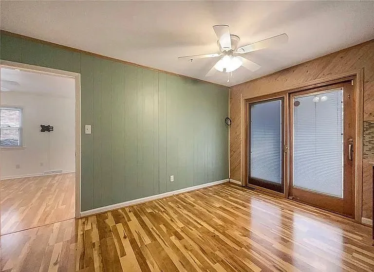 3611 Shagbark Dr — Photo 8