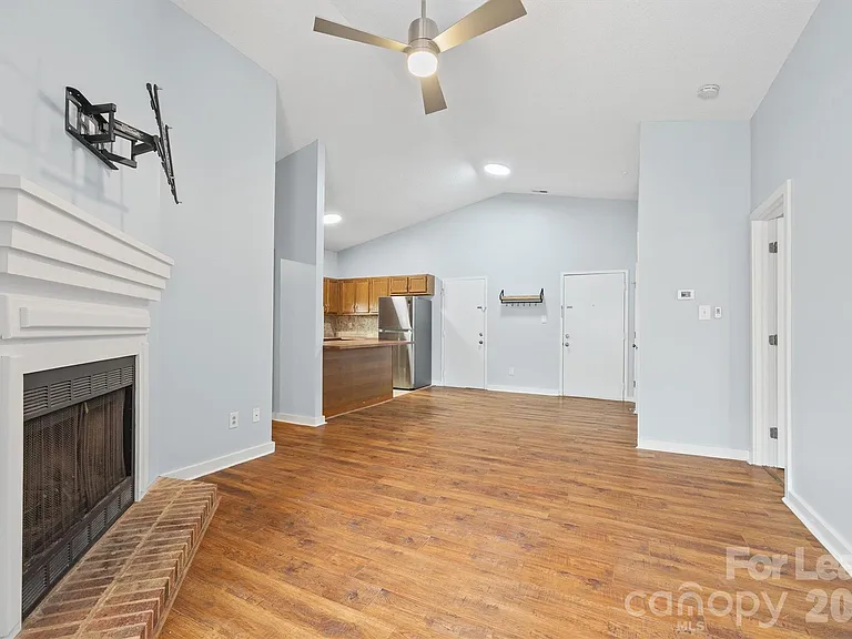 4130 Charlotte Hwy #L — Photo 12