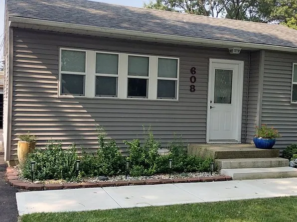 608 Reese Ave, Dundee, IL 60118