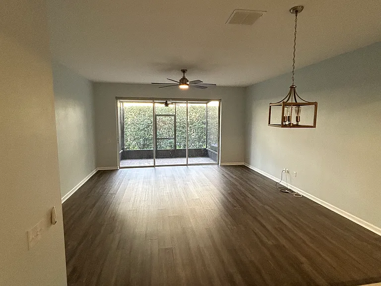 2617 Galliano Cir — Photo 3
